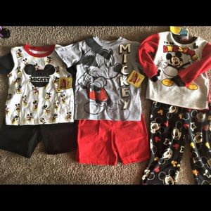 NWT Mickey Mouse 3T outfit lot
